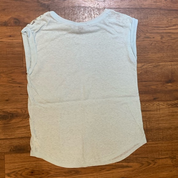 Gap Tshirt Size Small - Picture 2 of 5